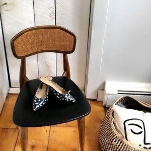 NWOB Ann Taylor Juniper Leather Floral Mules